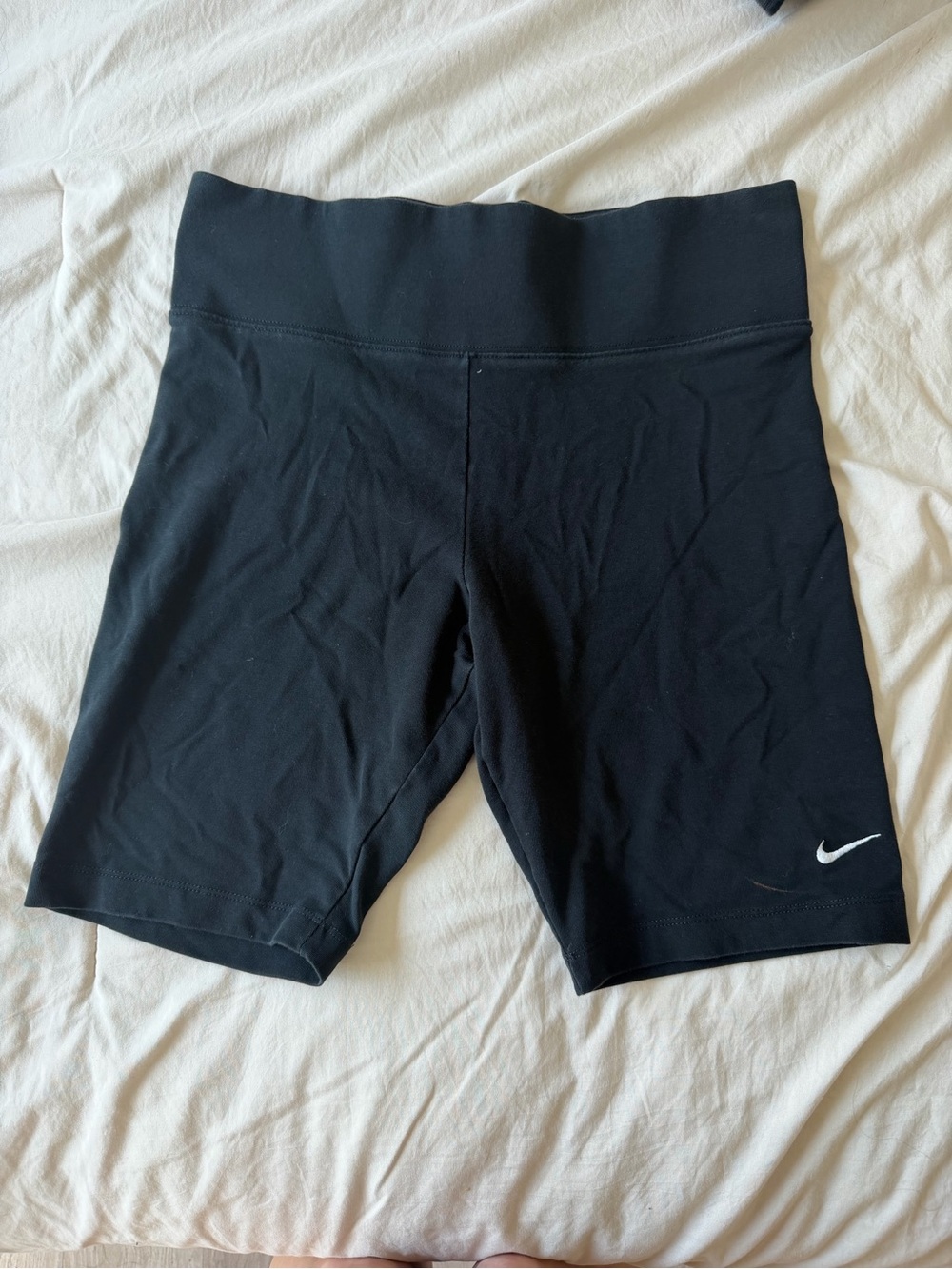 Nike Black Women’s Mid-Thigh Athletic Bike Shorts